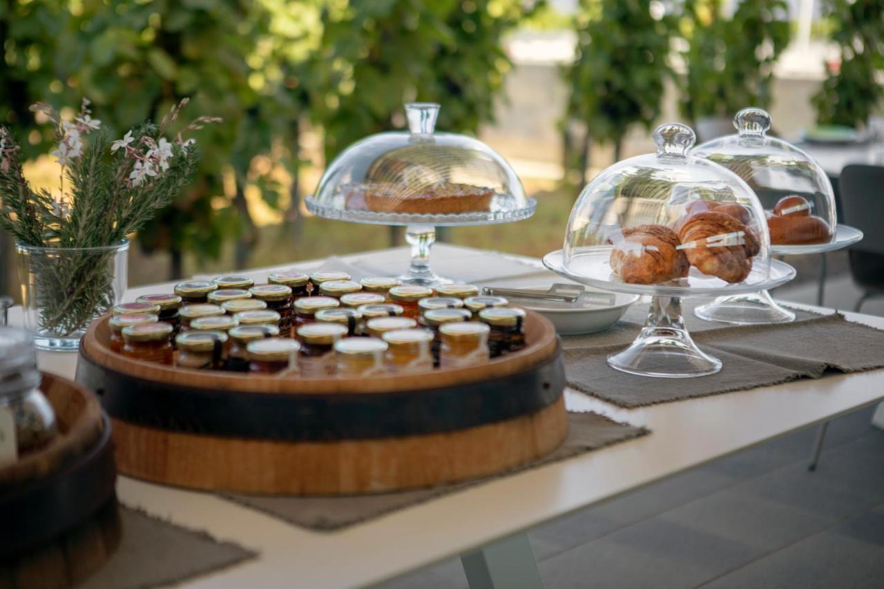 Tenuta Di Castellaro Winery & Resort Đảo Lipari Ngoại thất bức ảnh