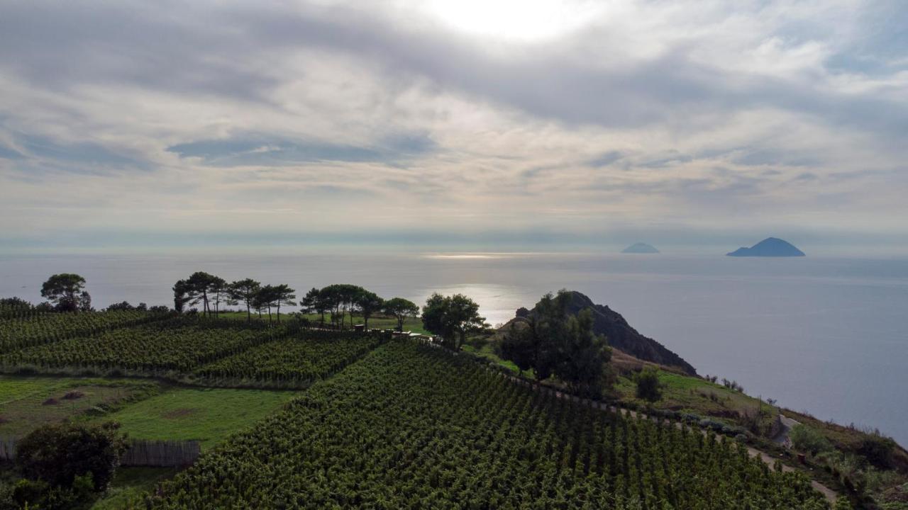 Tenuta Di Castellaro Winery & Resort Đảo Lipari Ngoại thất bức ảnh