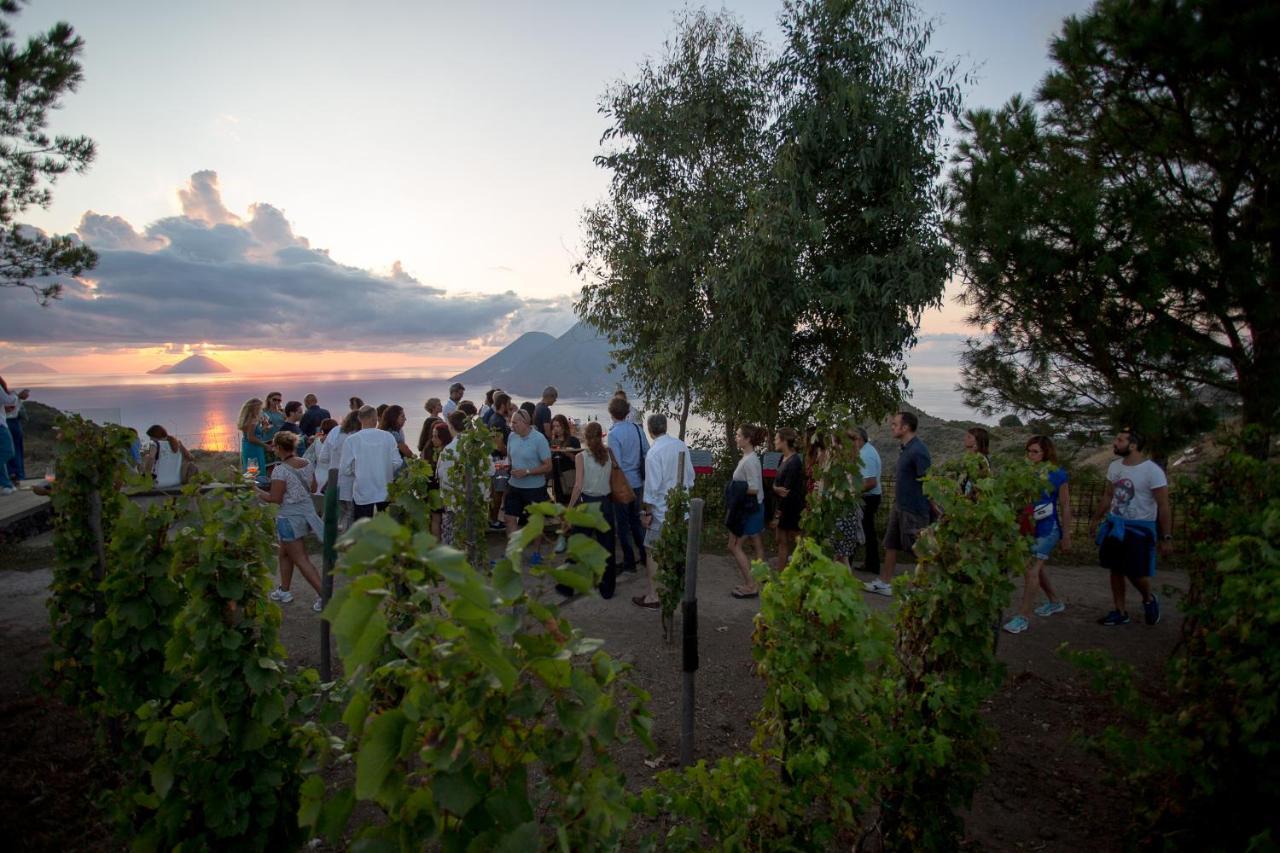 Tenuta Di Castellaro Winery & Resort Đảo Lipari Ngoại thất bức ảnh